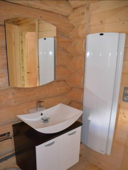 Chalet Les Pins Blancs อัลโลส ภายนอก รูปภาพ